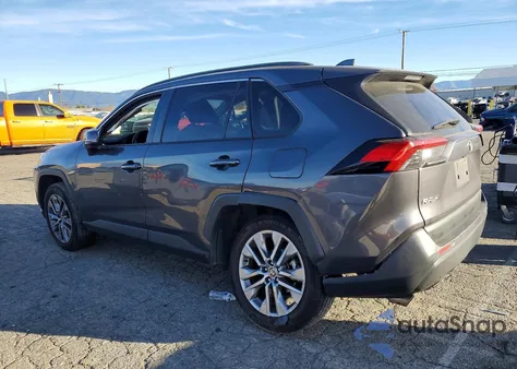 2019 Toyota Rav4 Le z USA, uszkodzony, nr VIN JTMG1RFV7KJ020214